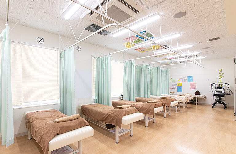 ウィステリア 藤接骨院の正社員 あん摩マッサージ指圧師 接骨院・整骨院 鍼灸整骨院求人イメージ