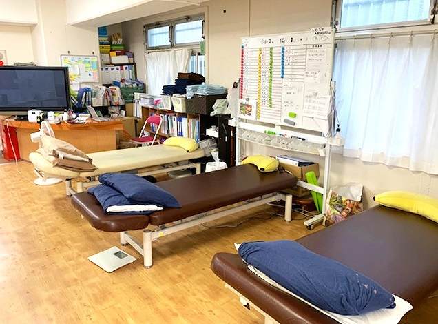 カスケード らいおんハートリハビリ温泉デイサービスの正社員 機能訓練指導員 介護施設・デイサービス求人イメージ