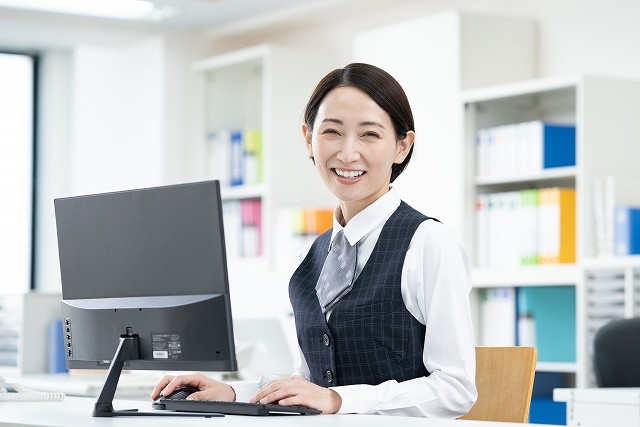 正社員 事務員 病院・クリニック求人イメージ