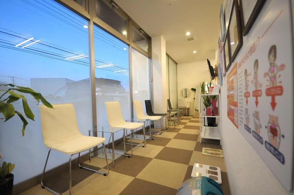 ＥＸＴＲＡ ピュアレディース整体院の正社員 柔道整復師 接骨院・整骨院 リラクサロン・整体院求人イメージ