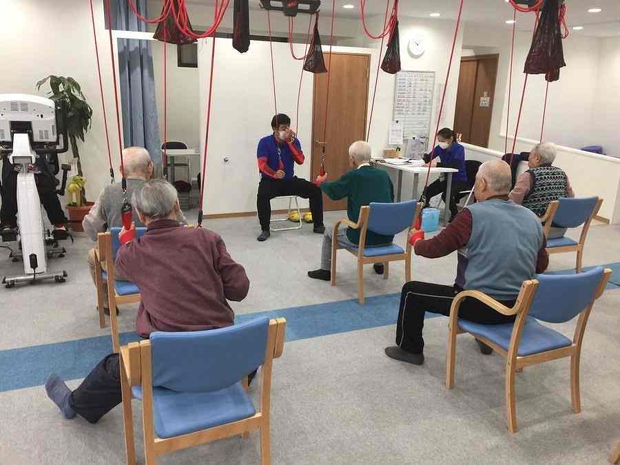 正社員 機能訓練指導員 介護施設の求人情報イメージ1