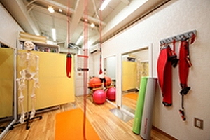 オリンピア鍼灸整骨院の正社員 鍼灸師 接骨院・整骨院 鍼灸整骨院の求人情報イメージ1