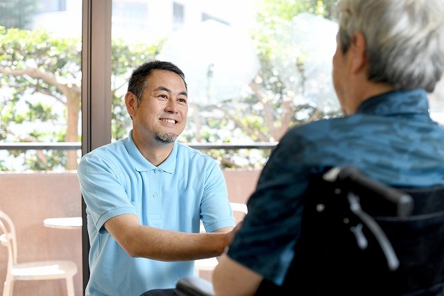 正社員 介護員 介護施設・デイサービス求人イメージ