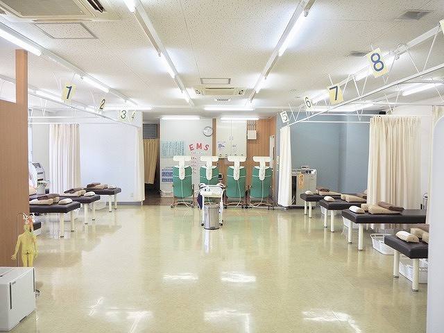 SMRの正社員 あん摩マッサージ指圧師 接骨院・整骨院 鍼灸整骨院求人イメージ