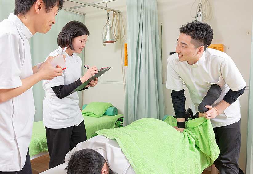 朝宏 あさひろはりきゅう整骨院 浦安院の正社員 柔道整復師 接骨院・整骨院求人イメージ