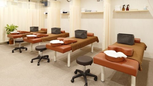 とらすと らぽーる整骨院の正社員 柔道整復師 接骨院・整骨院 鍼灸整骨院 リラクサロン・整体院求人イメージ