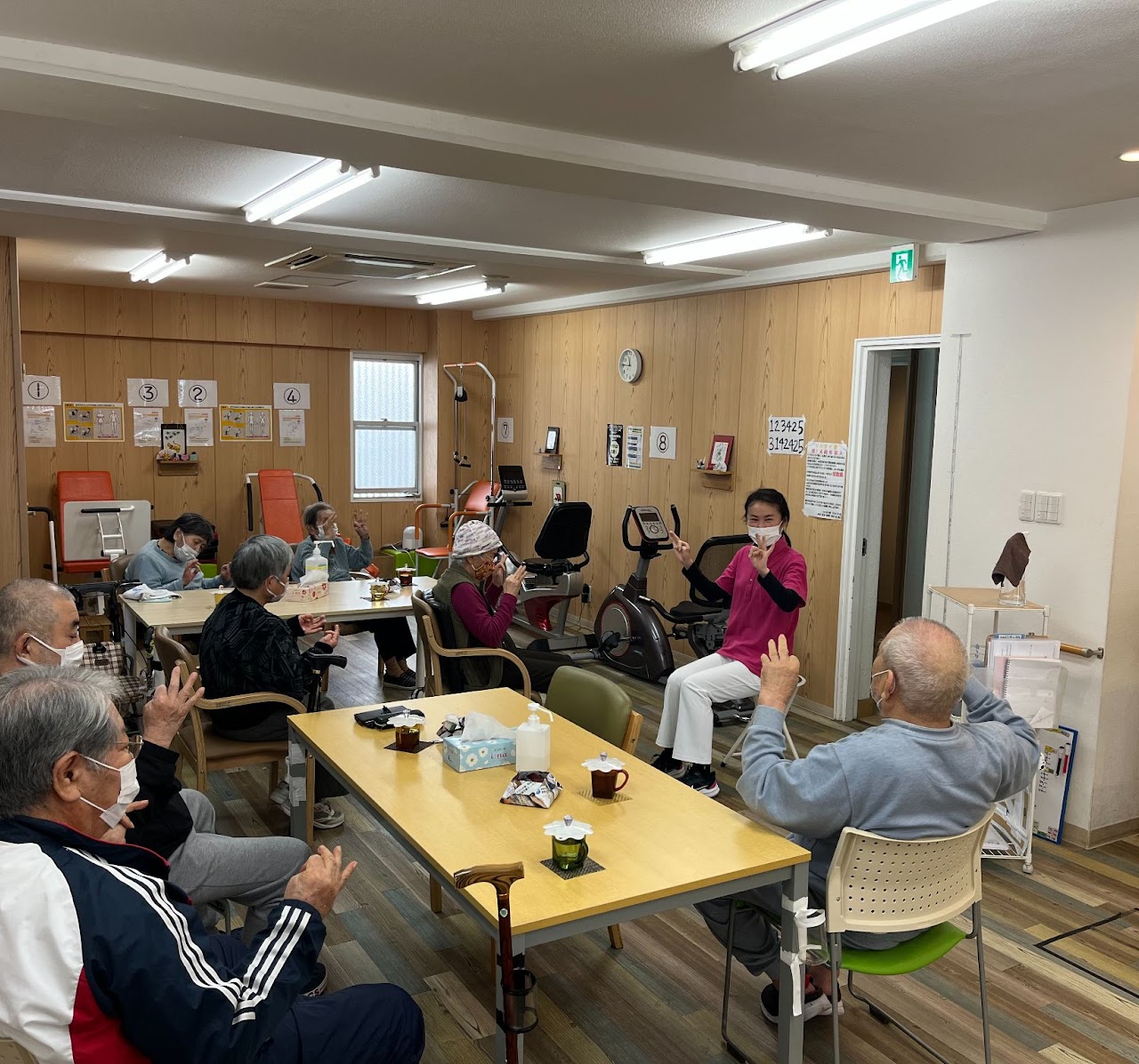 鶴鍼灸院の正社員 鍼灸師 介護施設・デイサービスの求人情報イメージ3