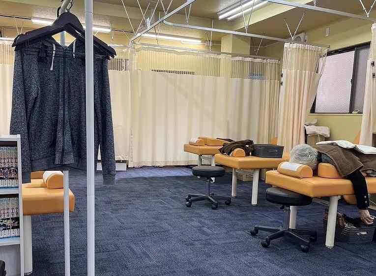 アムール 小田急よみうりランド 南口鍼灸接骨院の正社員 鍼灸師 接骨院・整骨院 鍼灸整骨院求人イメージ