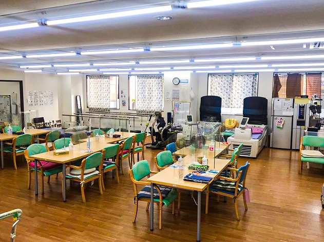 カスケード らいおんハートリハビリ温泉デイサービスの正社員 機能訓練指導員 介護施設・デイサービス求人イメージ