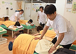 スマイルアンドサンキューの正社員 柔道整復師 接骨院・整骨院 鍼灸整骨院求人イメージ